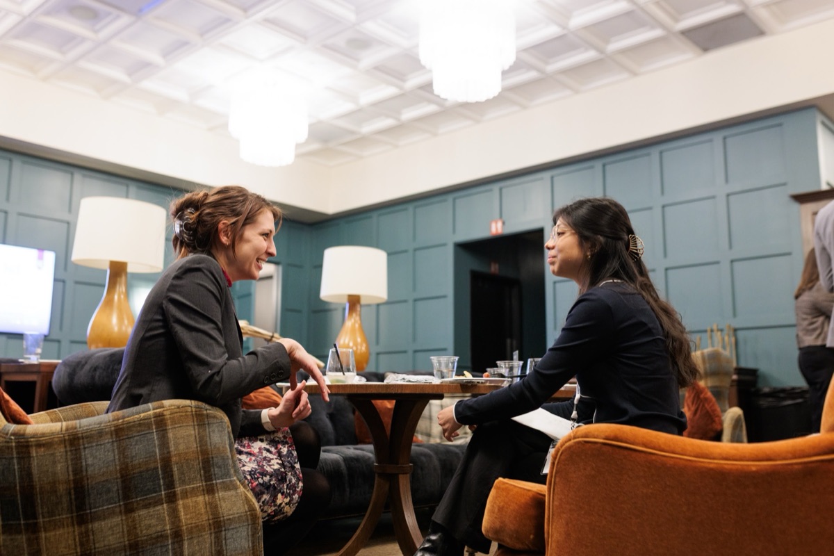 Scholars and Cincinnati professionals at Level Up Your Network